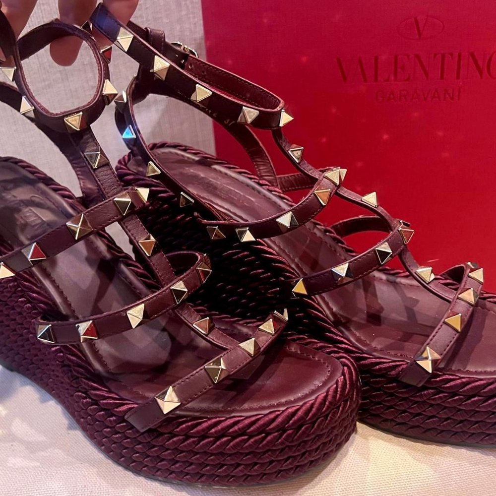 Valentino Rockstud Torchon Espadrille Wedge Sandals 37